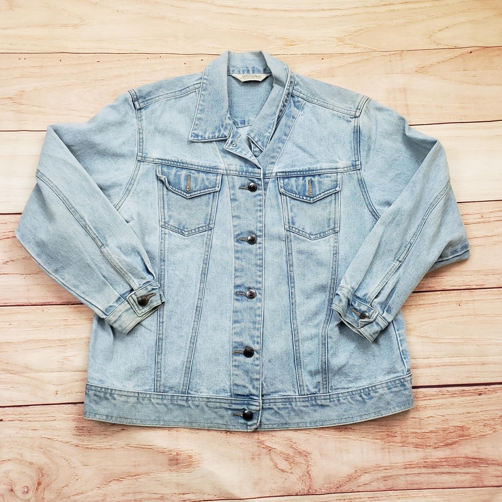 VINTAGE St John's Bay Jacket Womens Large Light Wash Denim Button Front Trucker